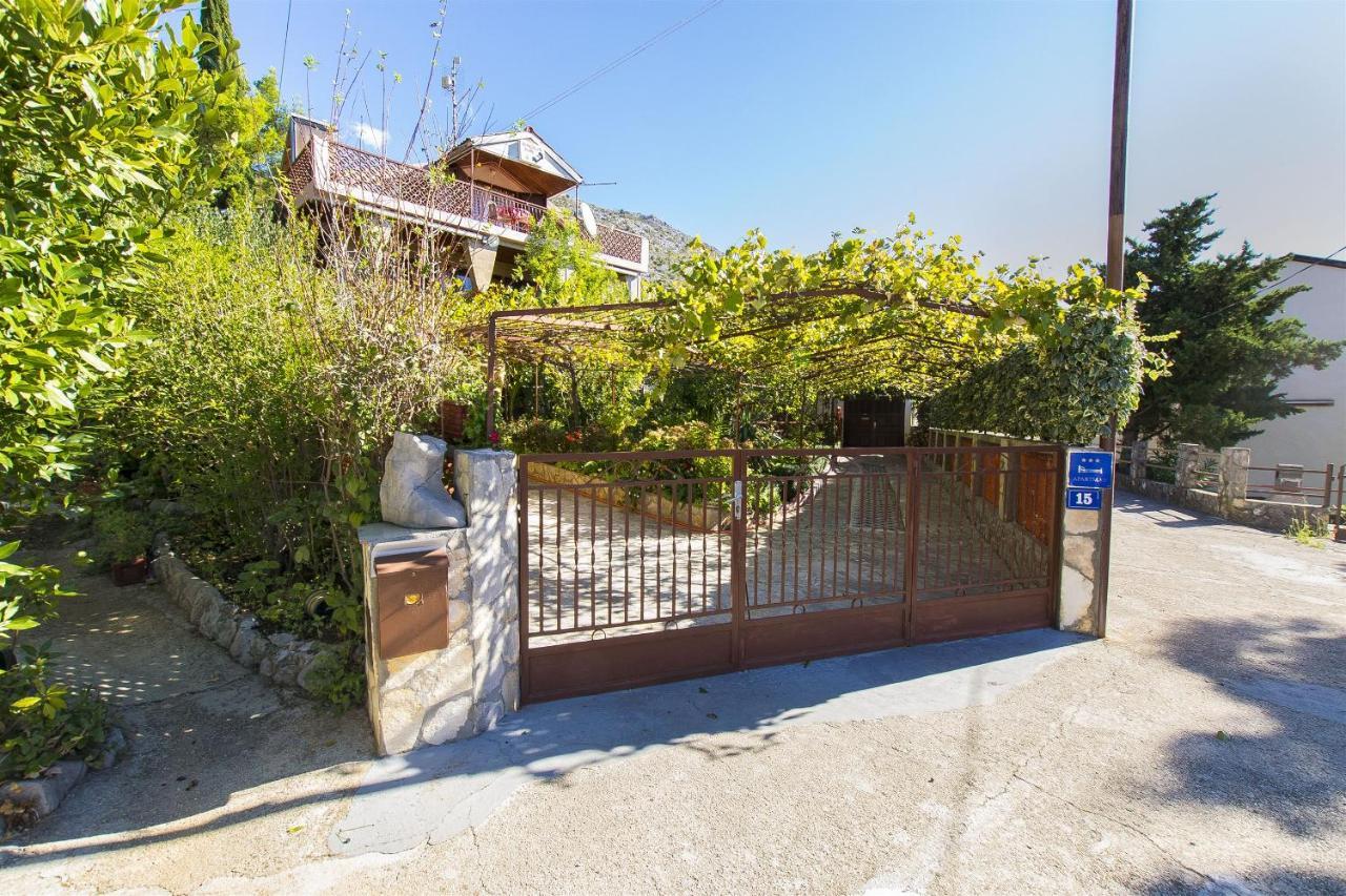Apartments Pavlina Starigrad Paklenica Exteriér fotografie